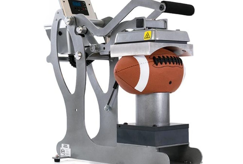 Sportbälle selbst bedrucken – mit der STAHLS Sports Ball Heat Press